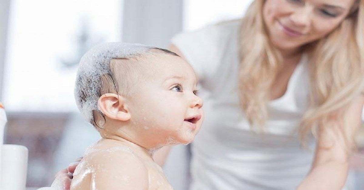 نحوه انتخاب محصولات بهداشتی مراقبت از پوست نوزاد و کودک