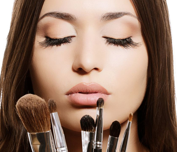 آرایش دانشگاه و سرکار چگونه باشد
