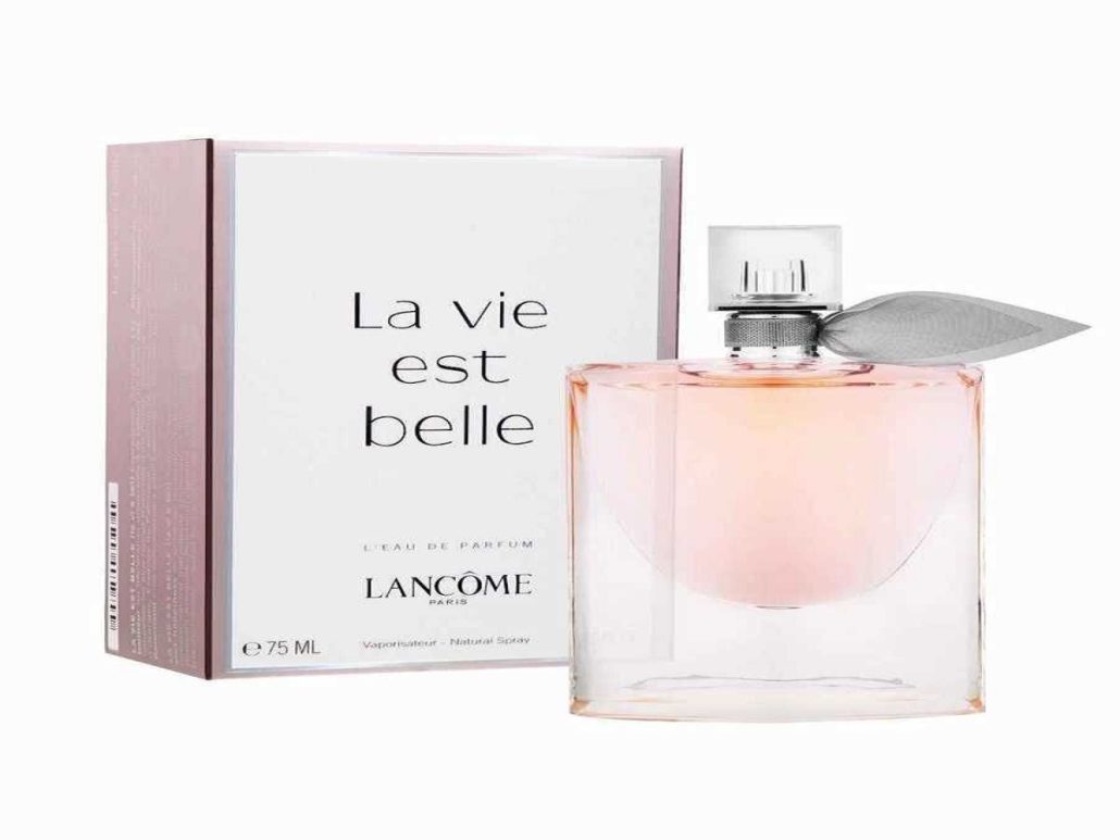 ادکلن معروف زنانه Lancome La vie est belle با بسته‌بندی شیک و باکیفیت می‌تواند گزینه بسیاری از بانوان خوش‌سلیقه باشد.