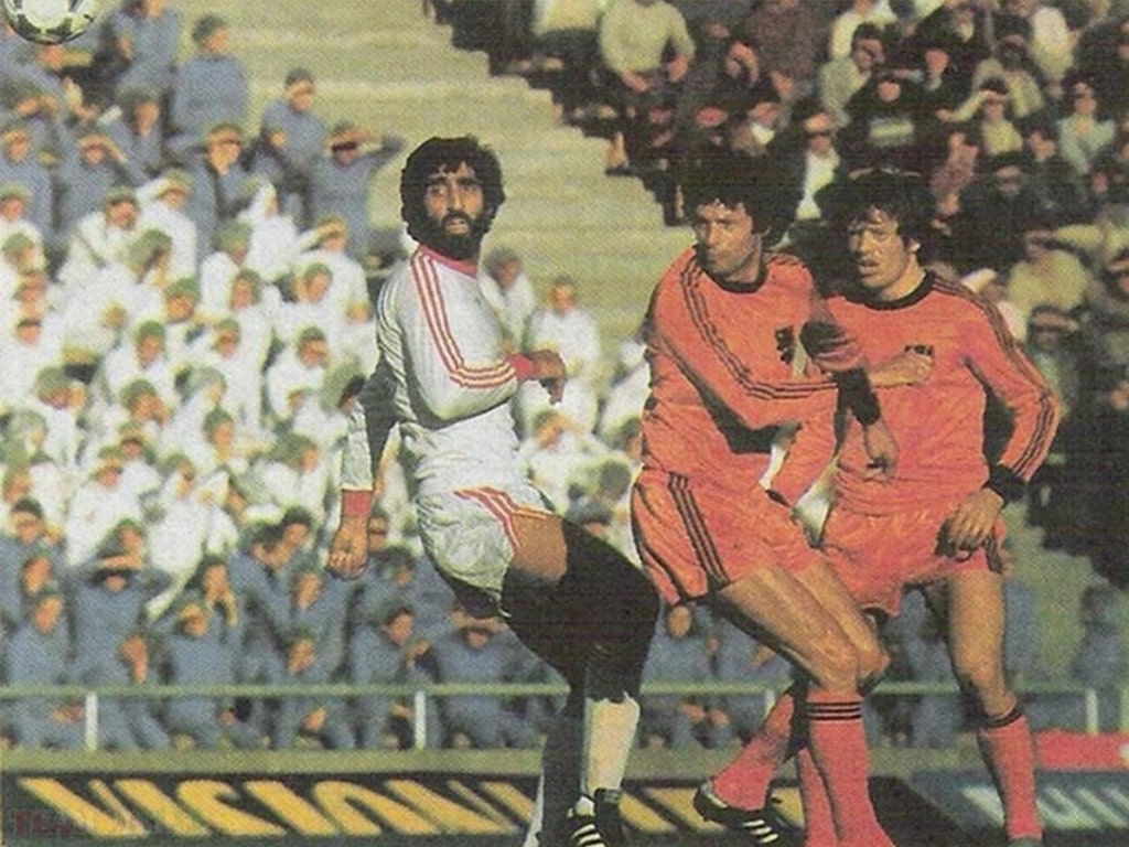 در جام جهانی فوتبال سال 1978 آدیداس لباس تیم ملی ایران را طراحی کرد.