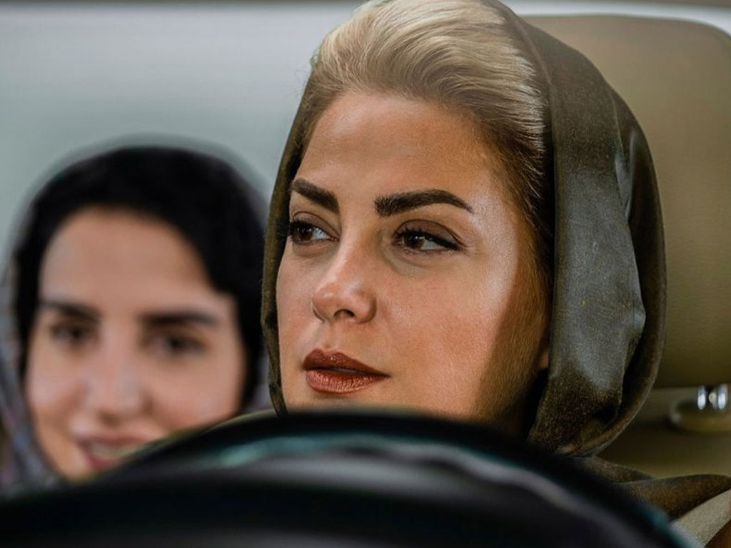 طناز طباطبایی یکی از 20 کاندیدای زیباترین زن ایران در بین بازیگران و راز محصول شادابی و طراوت پوست او