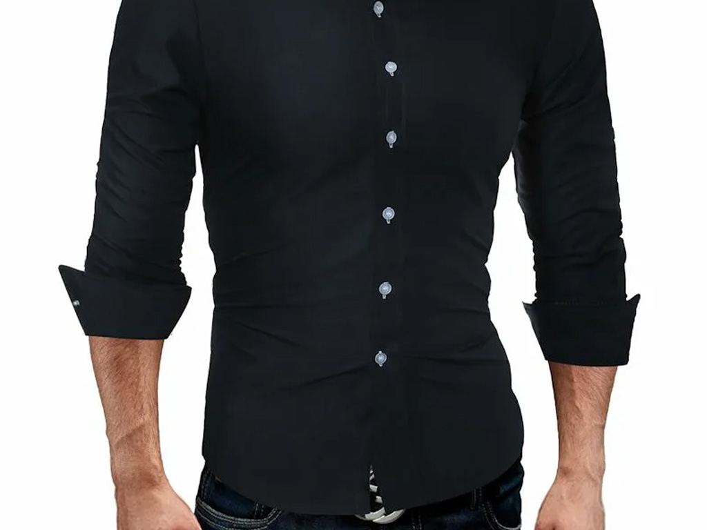پیراهن مردانه با شلوار جین مشکی.