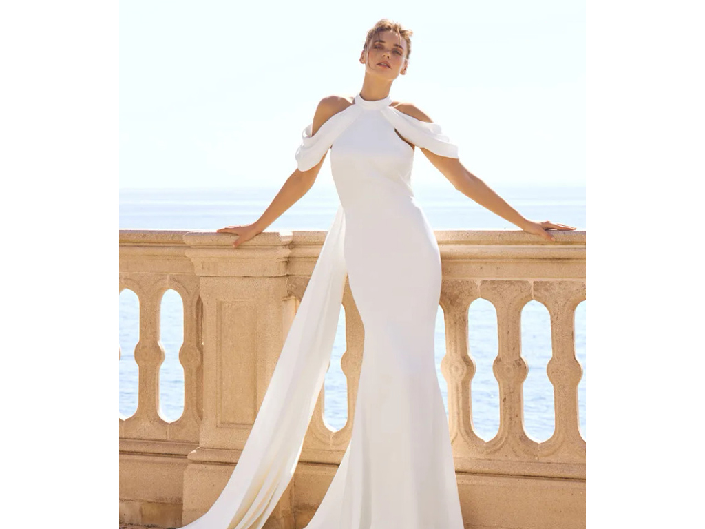 مدل دوم: لباس عروس ظریف سبک واتو
