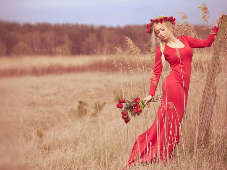 20 پیشنهاد فوق العاده در مورد لباس مجلسی زنانه برای عروسی