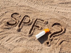 SPF چیست و میزان مناسب آن برای ضدآفتاب چقدر است؟