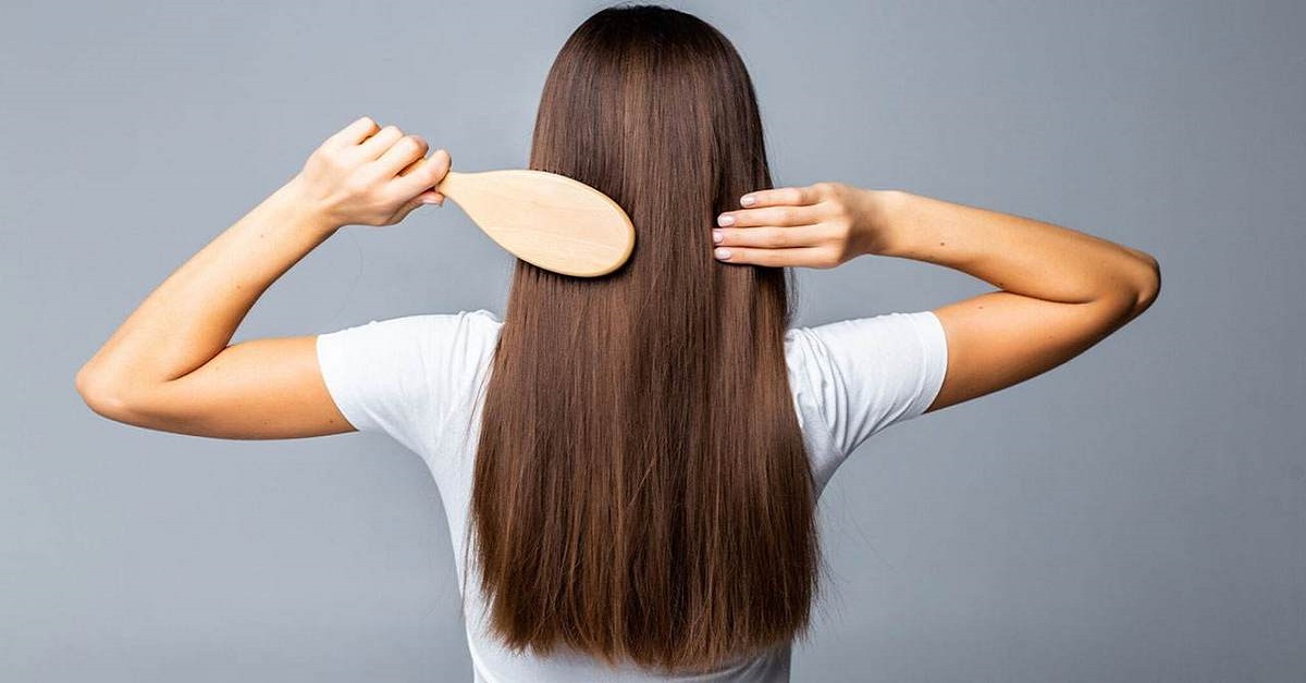 چرا استفاده از نرم کننده خانگی و طبیعی مو بهتر از نرم کننده شیمیایی است؟