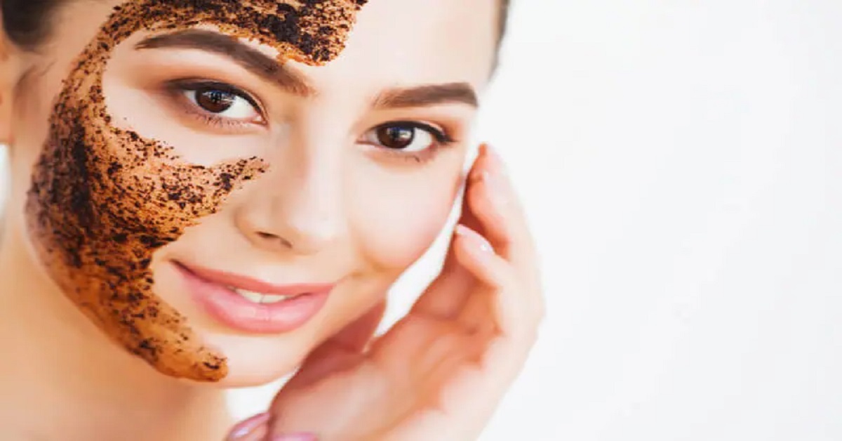 مکمل اسکراب و لایه بردار صورت برند هیدرودرم کدام محصول است؟